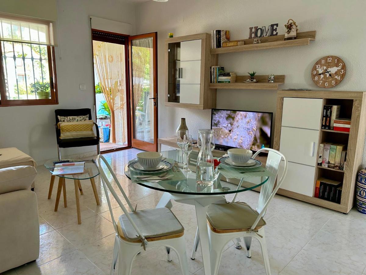 Planta Baja Con Porche Y Piscina, Cerca Del Mar Denia