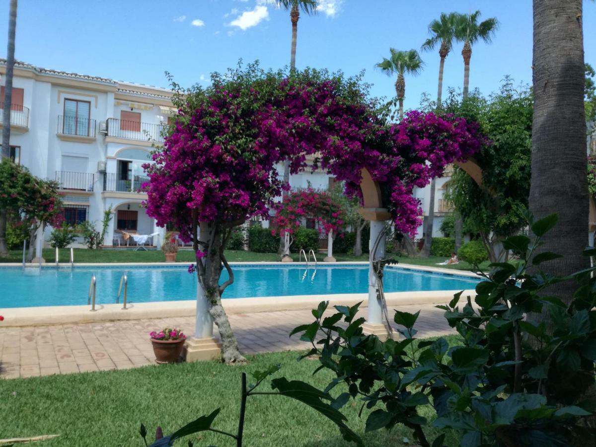Apartment Planta Baja Con Porche Y Piscina, Cerca Del Mar Denia